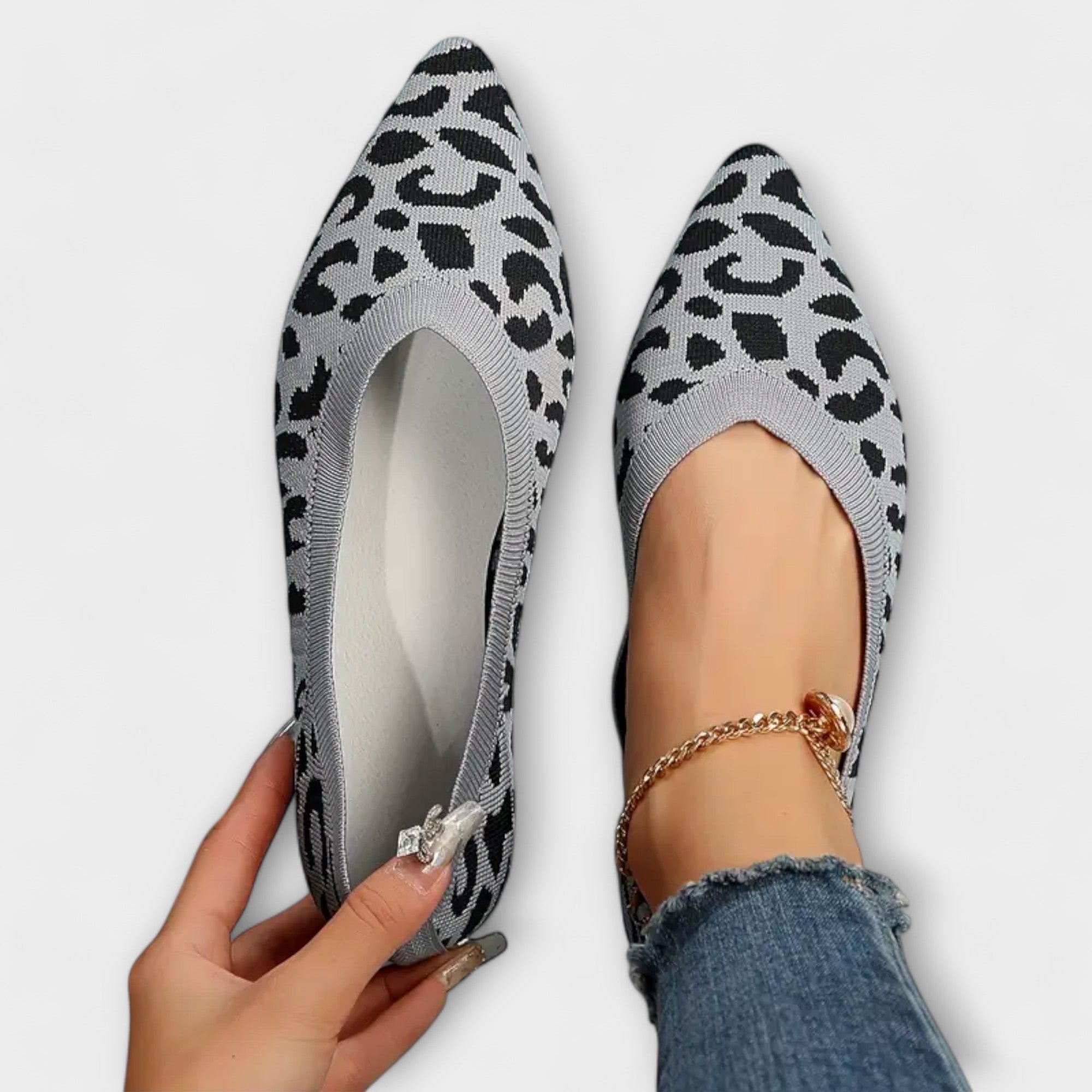 Gabriela | Zapatillas Estampadas de Cuero