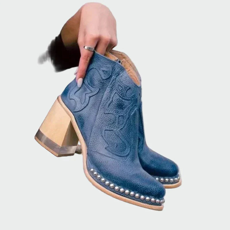 Iris | Botas Bordadas de Cuero
