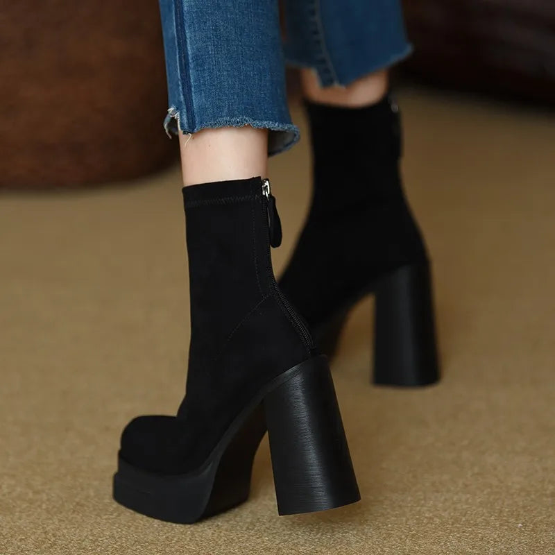 Sofía | Botas Ajustadas Elegantes