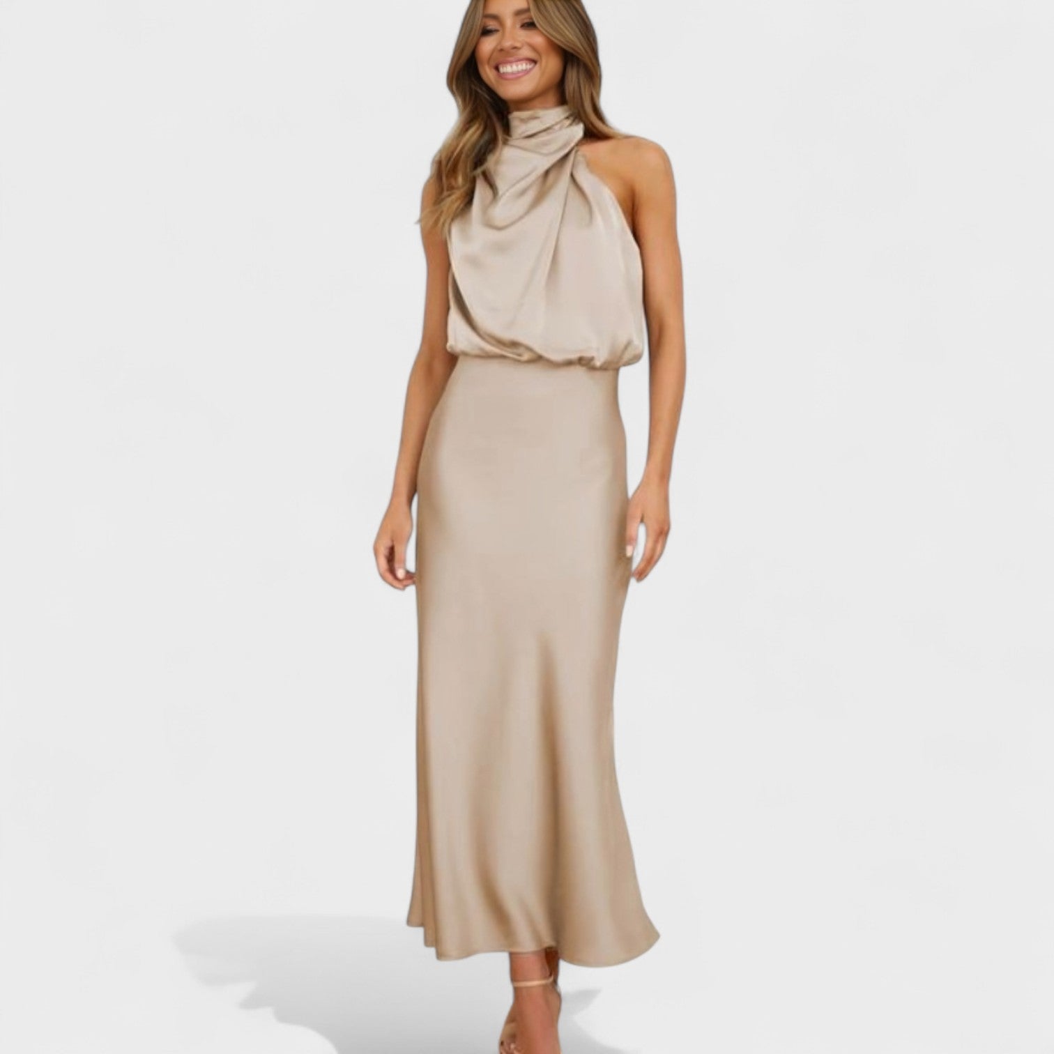 Sofía | Vestido de Satén Cuello Alto